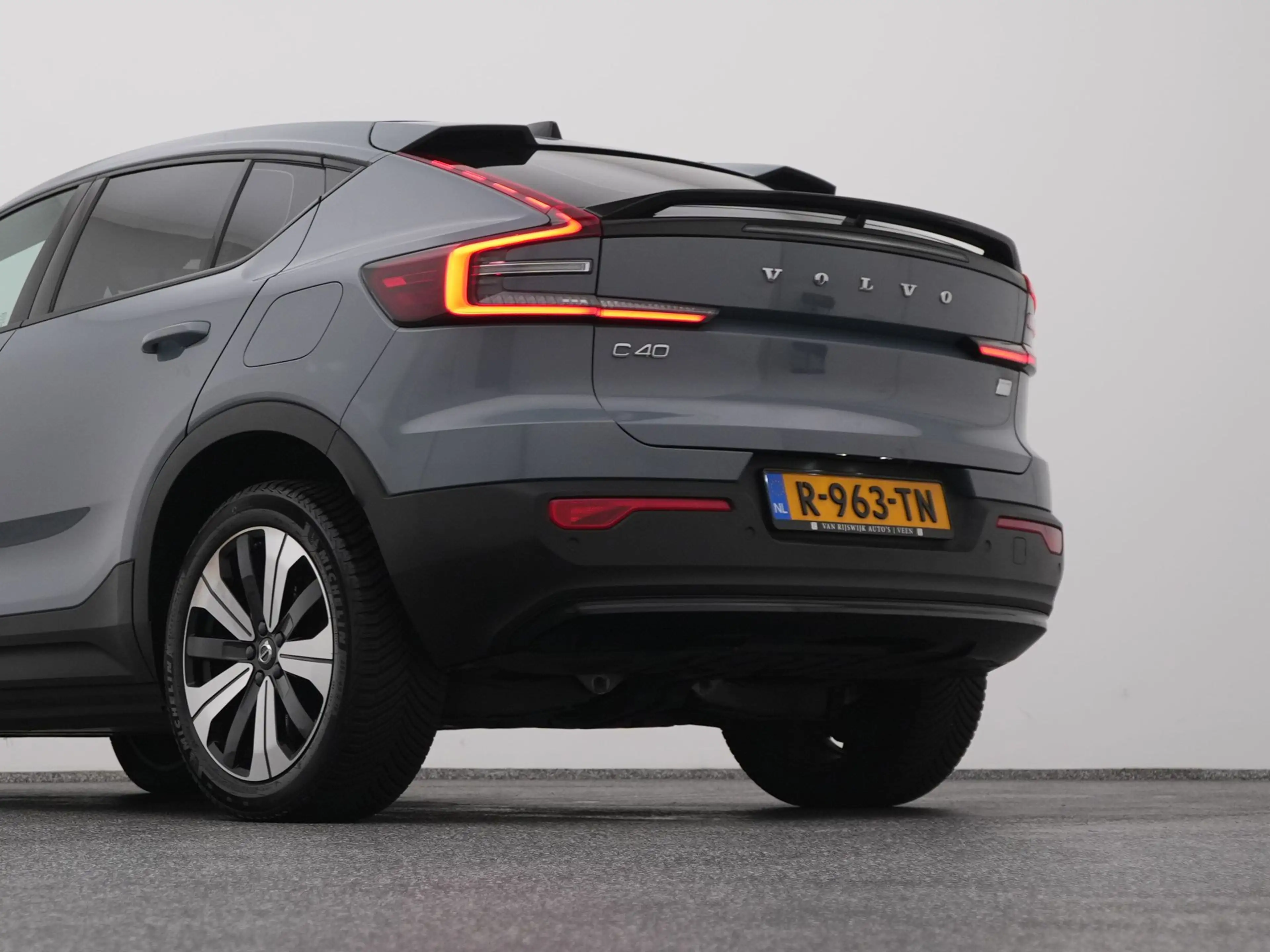 Volvo C40 Recharge Core 69 kWh | PANO | CAMERA | STOEL- EN S — photo 23