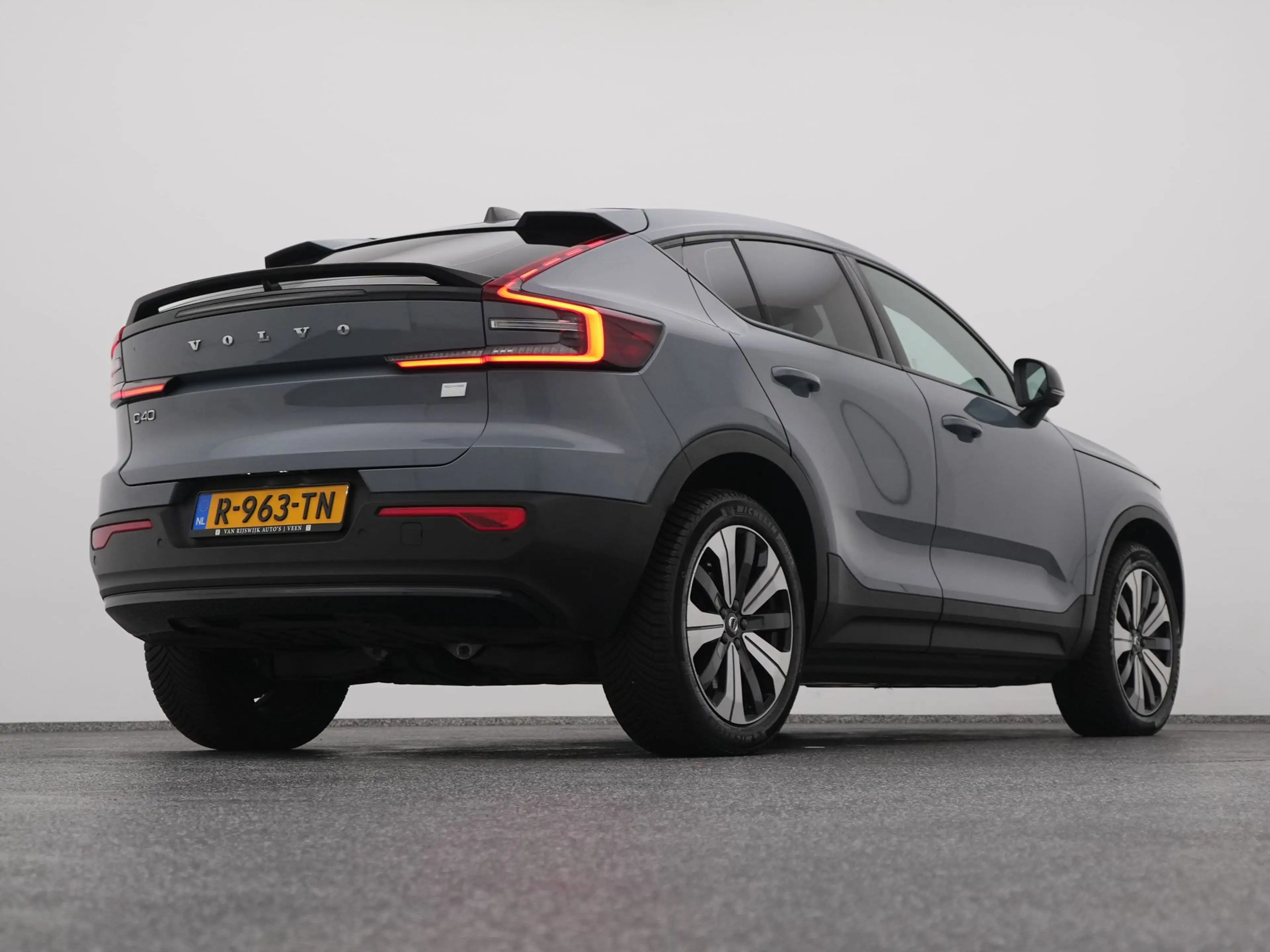 Volvo C40 Recharge Core 69 kWh | PANO | CAMERA | STOEL- EN S — photo 17