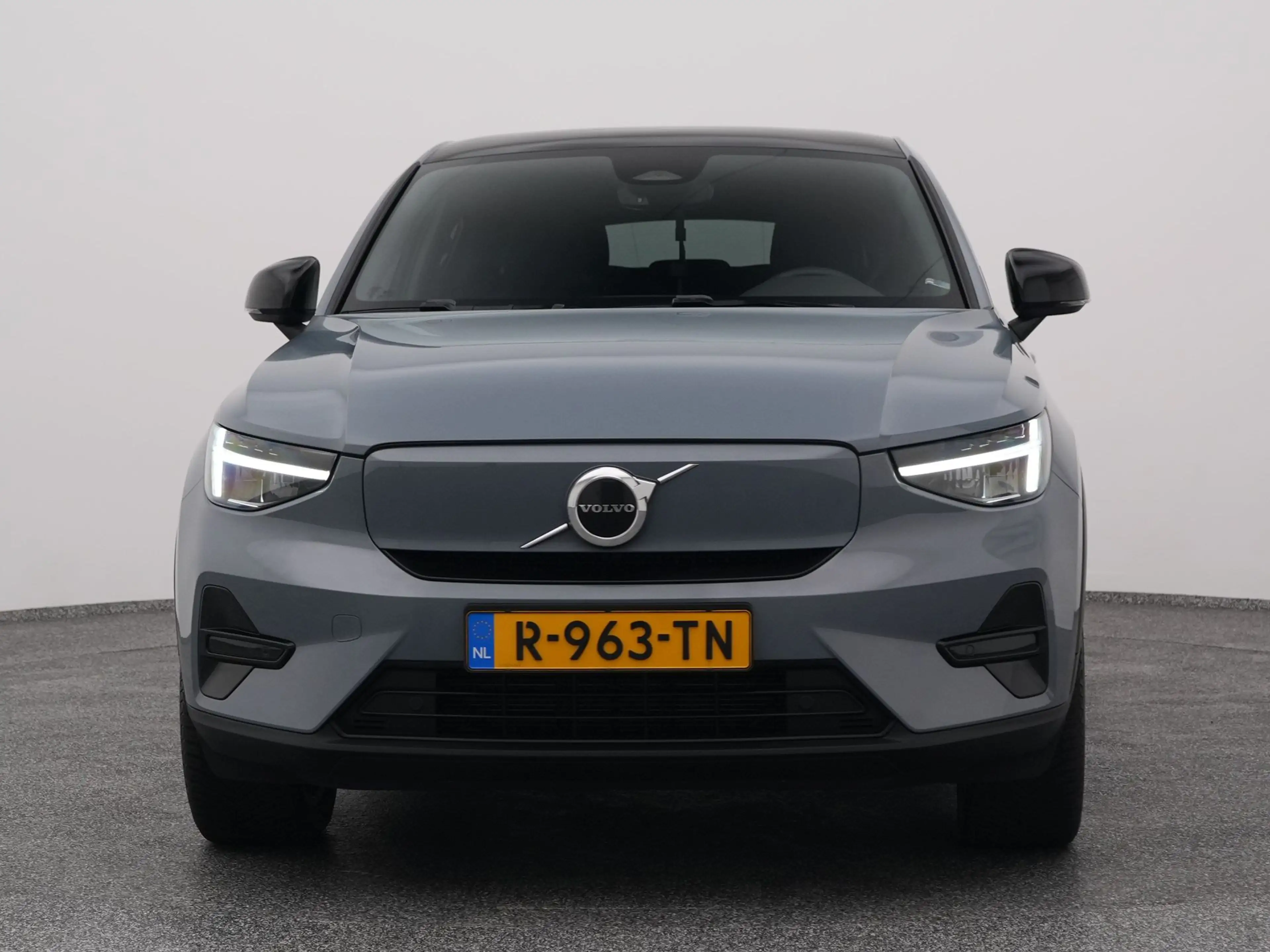 Volvo C40 Recharge Core 69 kWh | PANO | CAMERA | STOEL- EN S — photo 10