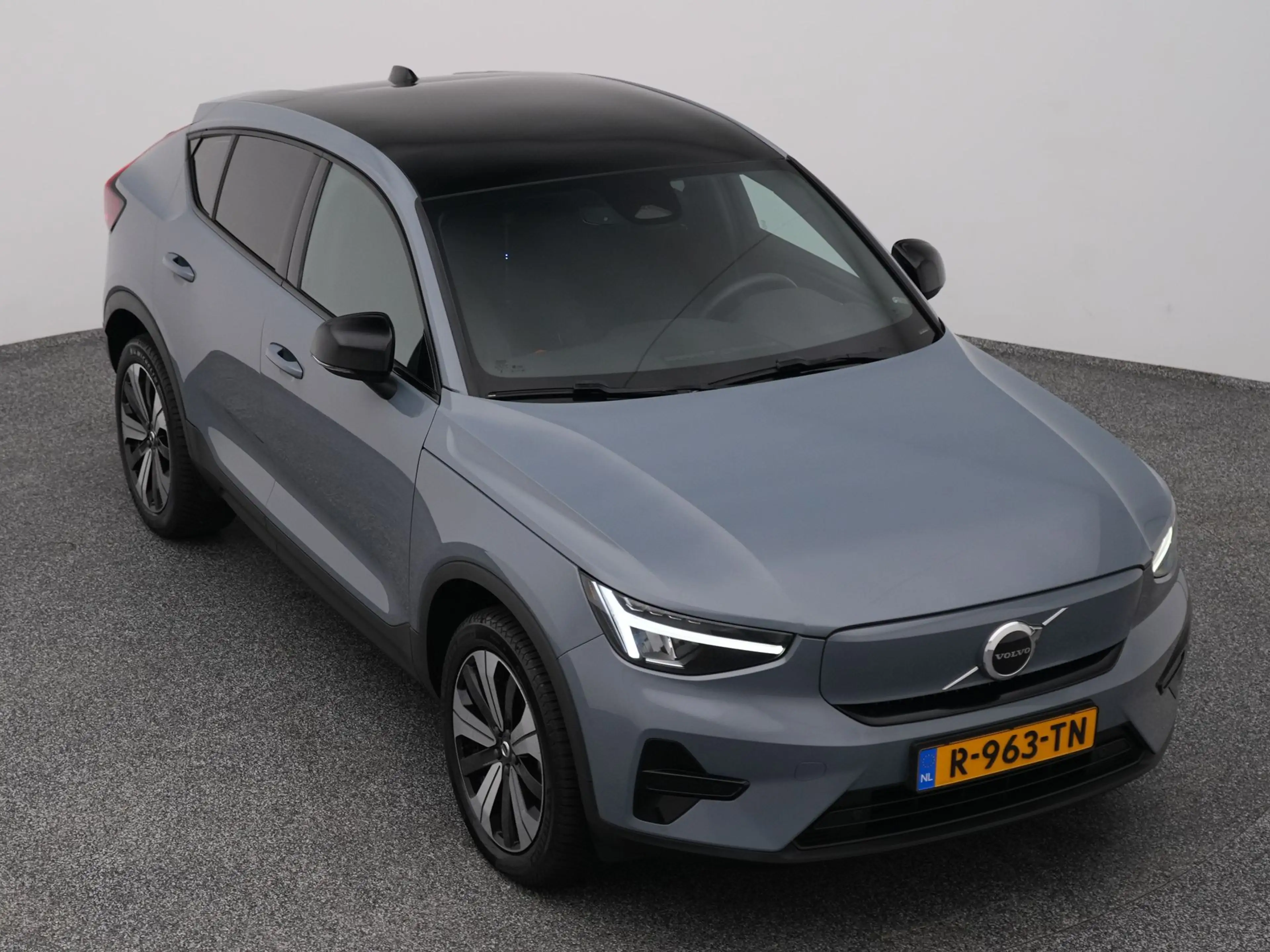 Volvo C40 Recharge Core 69 kWh | PANO | CAMERA | STOEL- EN S — photo 25