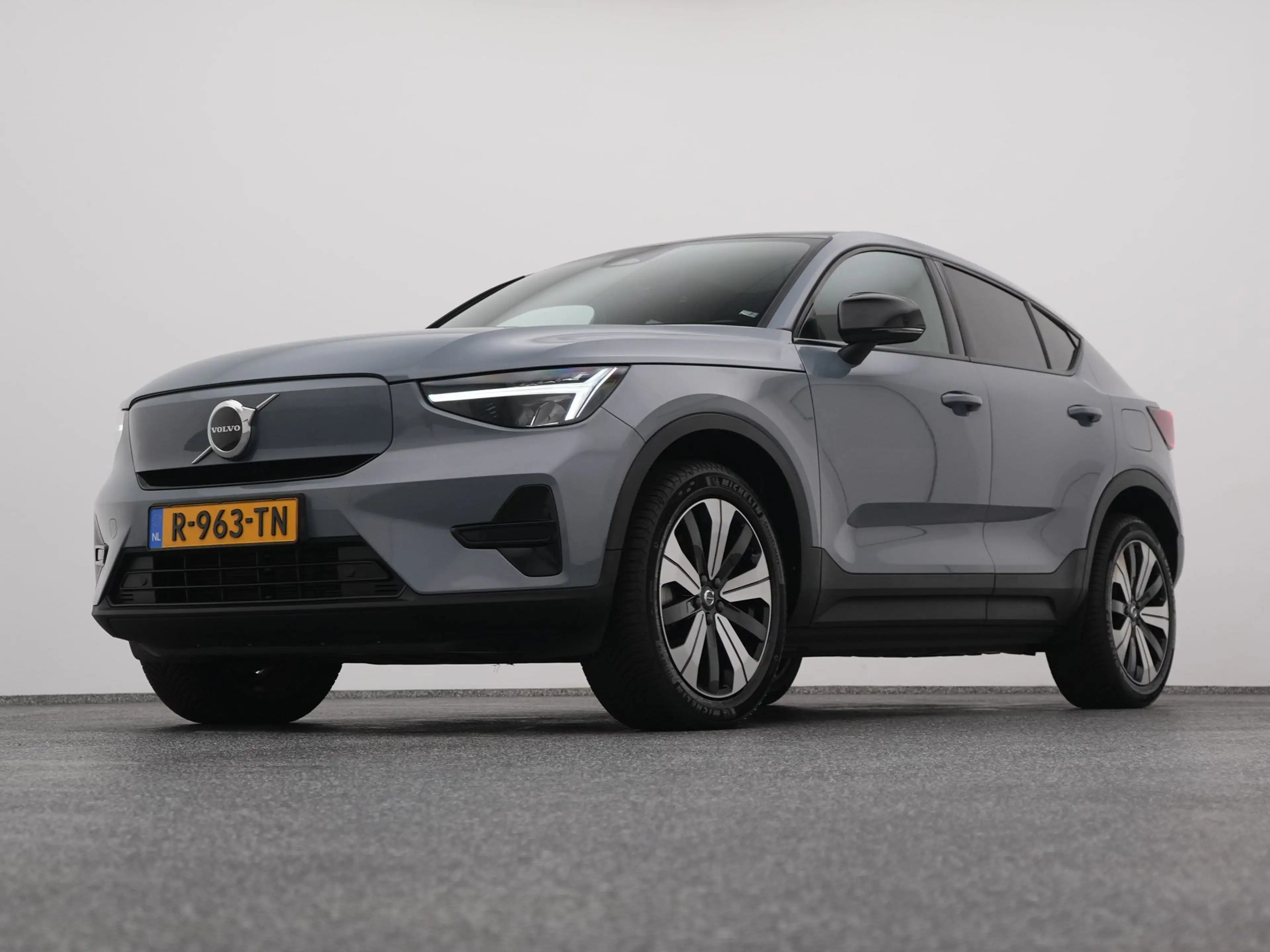 Volvo C40 Recharge Core 69 kWh | PANO | CAMERA | STOEL- EN S — photo 16