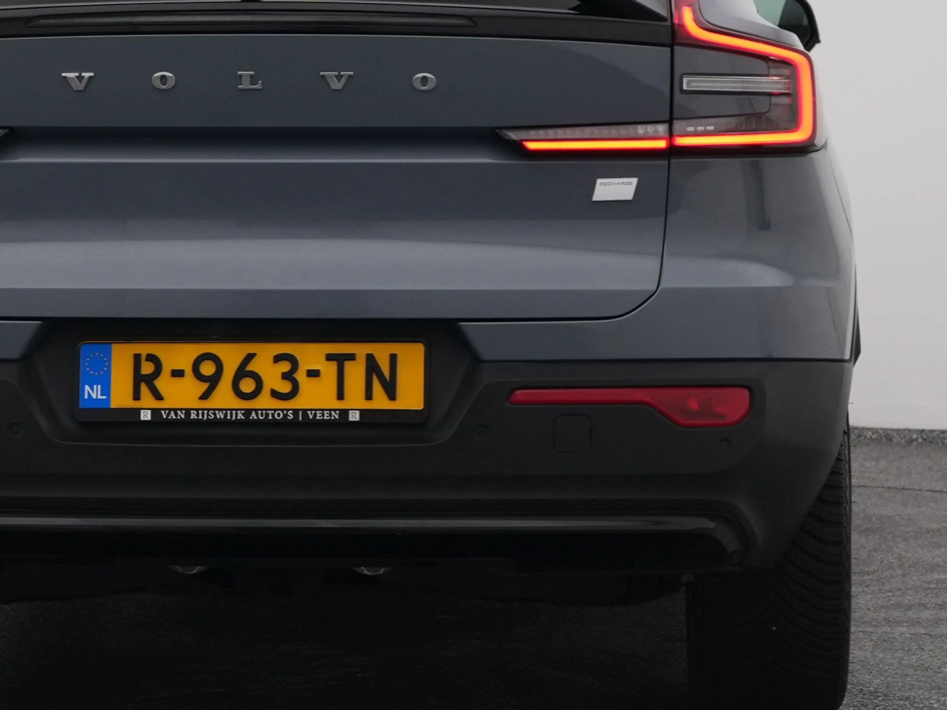 Volvo C40 Recharge Core 69 kWh | PANO | CAMERA | STOEL- EN S — photo 21