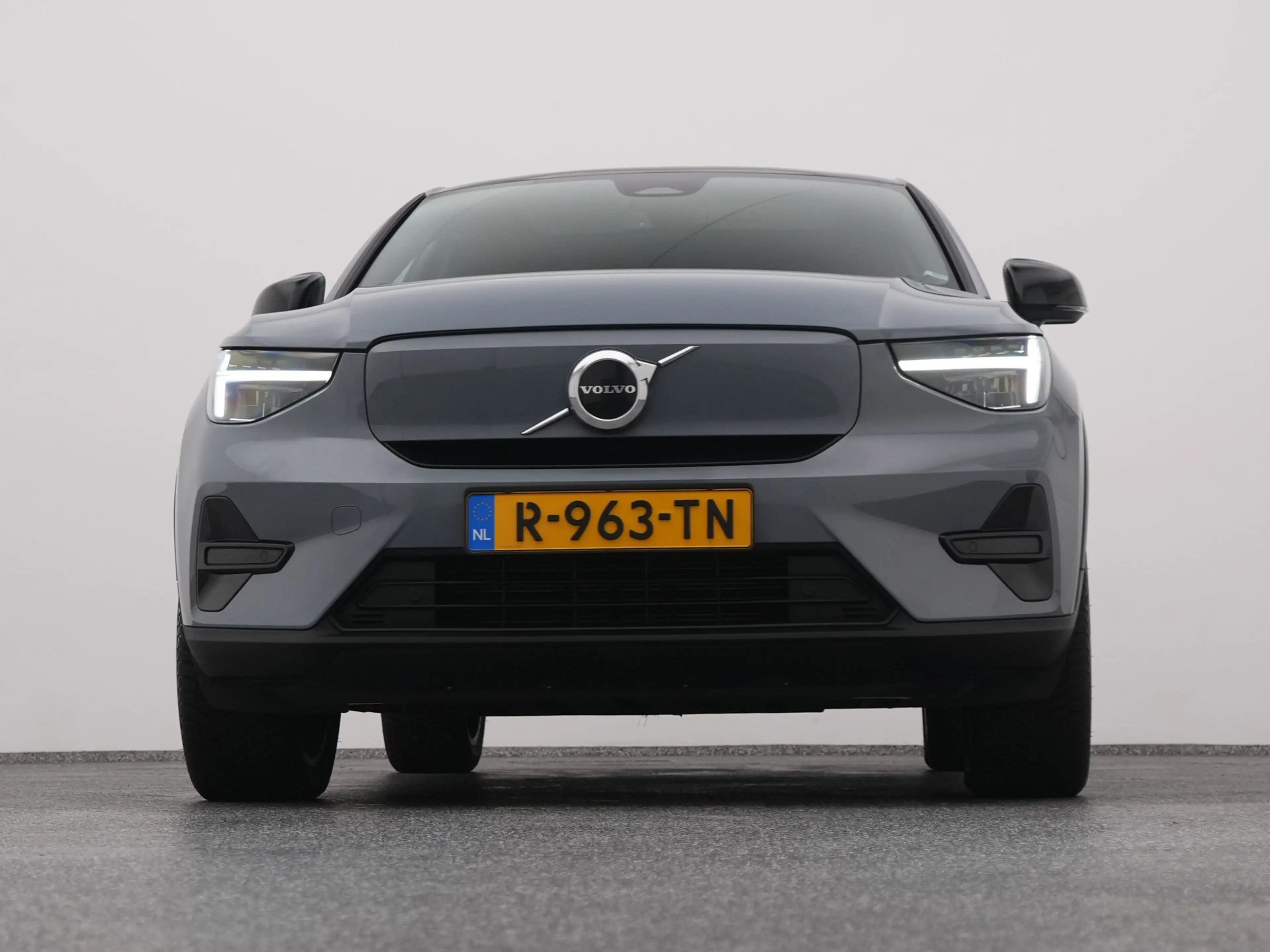 Volvo C40 Recharge Core 69 kWh | PANO | CAMERA | STOEL- EN S — photo 36
