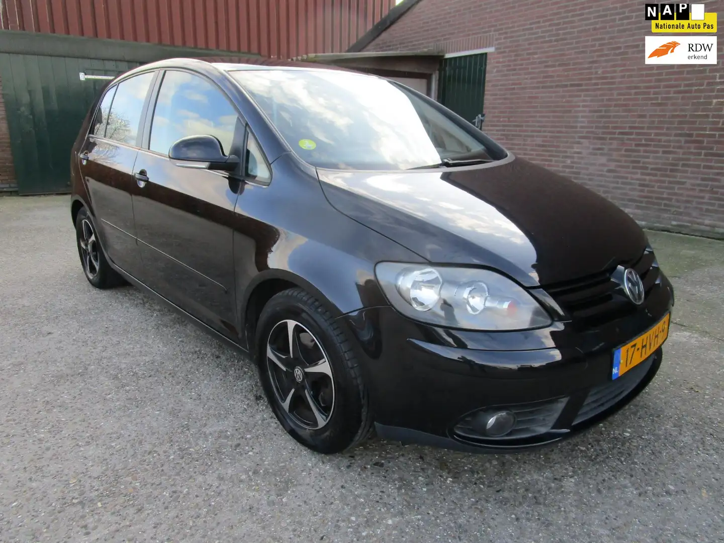 Volkswagen Golf Plus 1.4 TSI Lm, airco, trekhaak, apk 3-2026 Zwart - 1