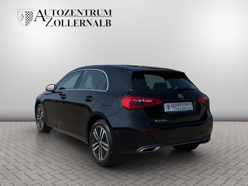 Mercedes-Benz A 250 e 8G-DCT Progressive *1.HAND*BURM*AMBIENTE — photo 4