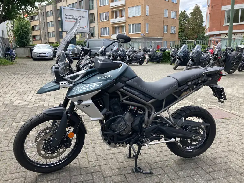 Triumph Tiger 800 - foto 3