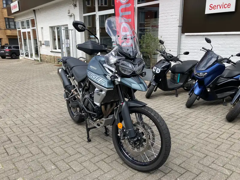 Triumph Tiger 800 - foto 2
