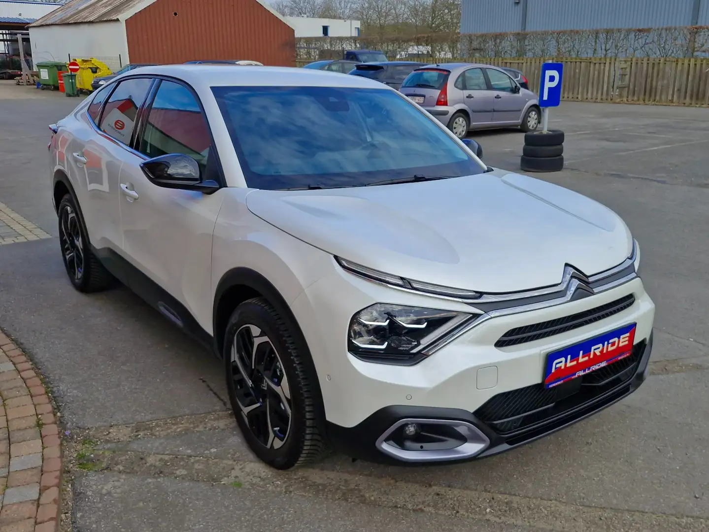 Citroen C4 X 1.2 PureTech Max S Blanc - 2