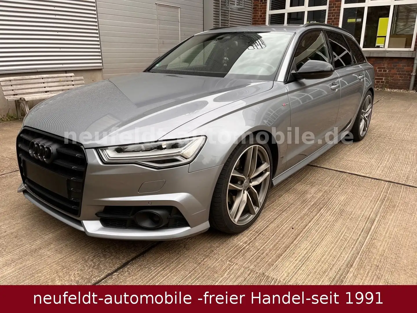 Audi A6 Avant S LINE  PLUS,Black Edition,LED,20 Zoll Grau - 2