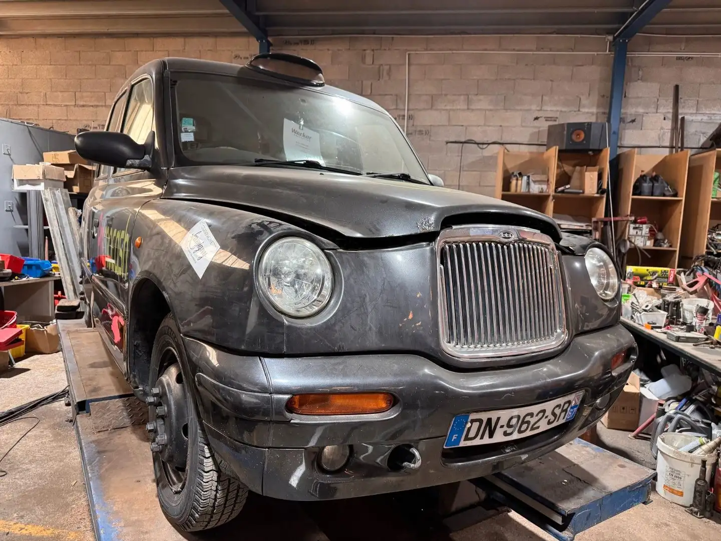 Altro London Taxi lti carbodies FX 414 - 1