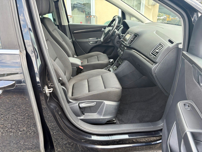 SEAT Alhambra 2.0 TDI DSG Navi Xenon 7-SITZER AHK CAM — photo 40