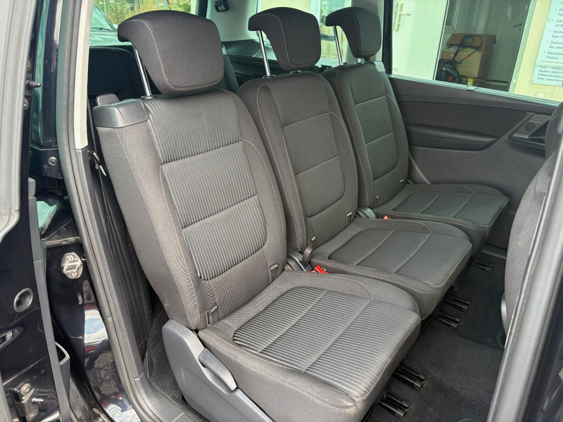 SEAT Alhambra 2.0 TDI DSG Navi Xenon 7-SITZER AHK CAM — photo 38