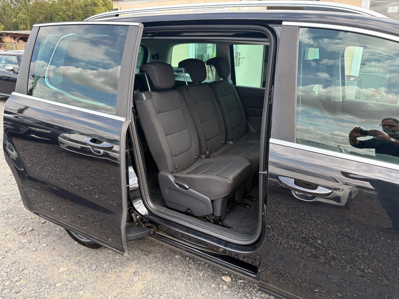 SEAT Alhambra 2.0 TDI DSG Navi Xenon 7-SITZER AHK CAM — photo 37