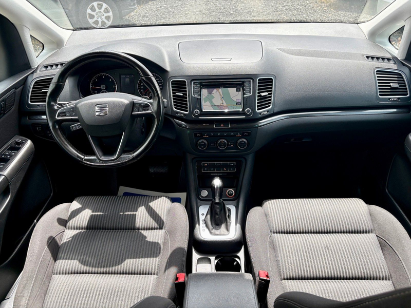 SEAT Alhambra 2.0 TDI DSG Navi Xenon 7-SITZER AHK CAM — photo 34