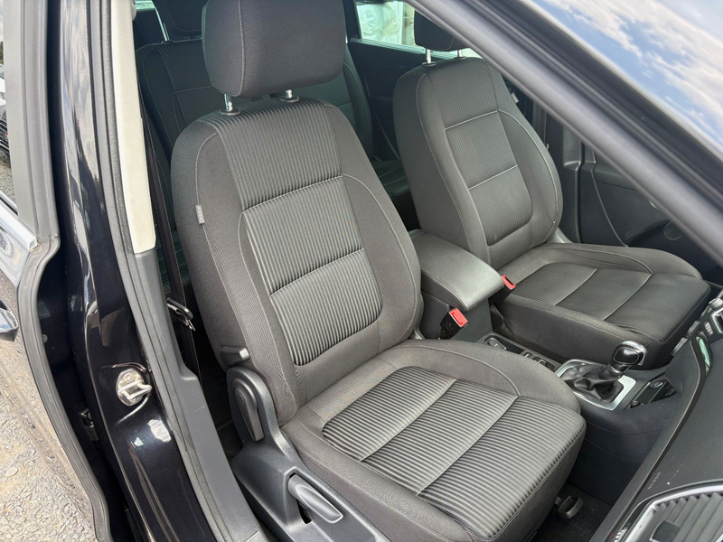 SEAT Alhambra 2.0 TDI DSG Navi Xenon 7-SITZER AHK CAM — photo 39