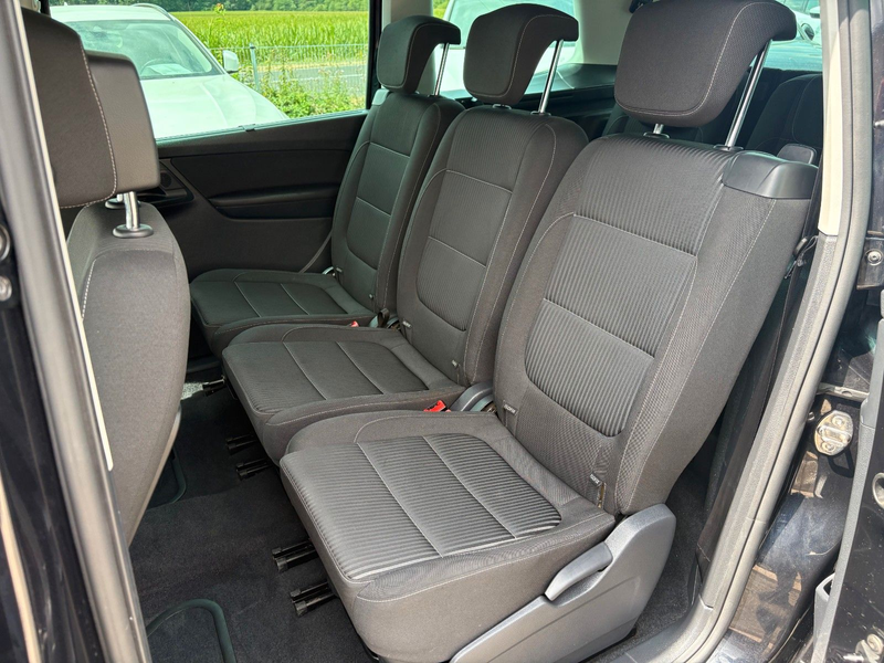 SEAT Alhambra 2.0 TDI DSG Navi Xenon 7-SITZER AHK CAM — photo 32
