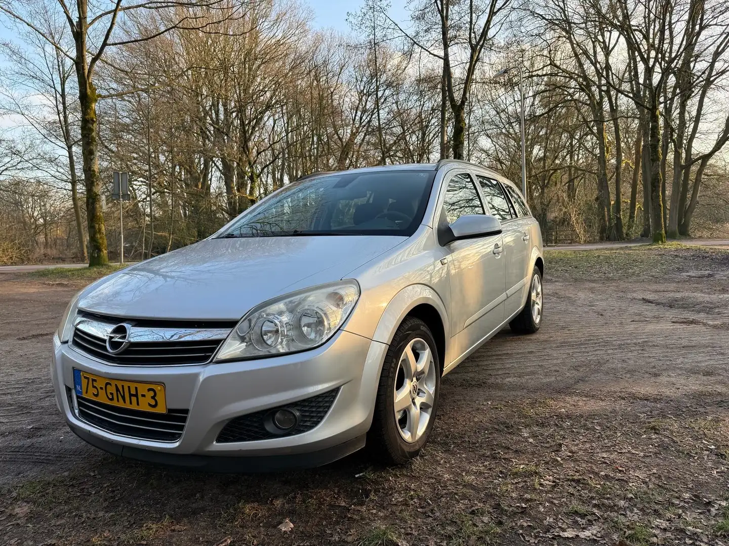 Opel Astra Astra 1.6 Temptation Zilver - 2