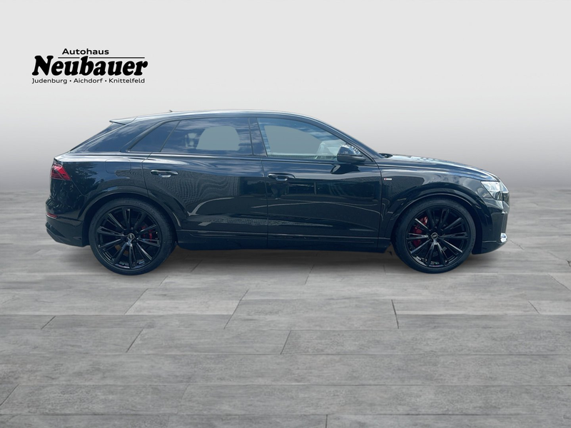 Audi Q8 50 TDI quattro — photo 6