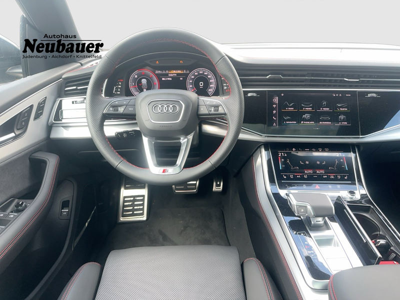 Audi Q8 50 TDI quattro — photo 9
