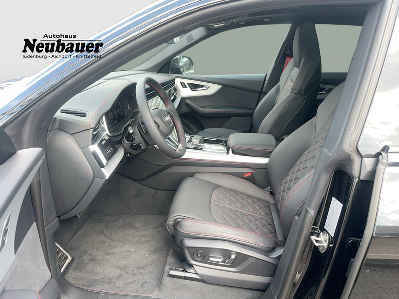 Audi Q8 50 TDI quattro — photo 8