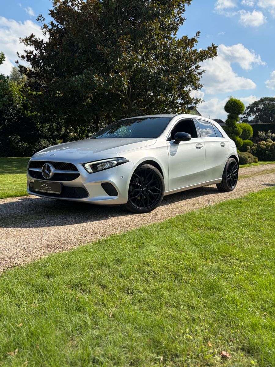 Mercedes-Benz A 180