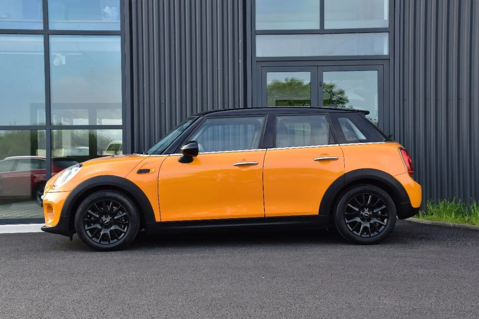 MINI One III (F55) 1.5 136 COOPER FINITION CHILI 5P Or - 2