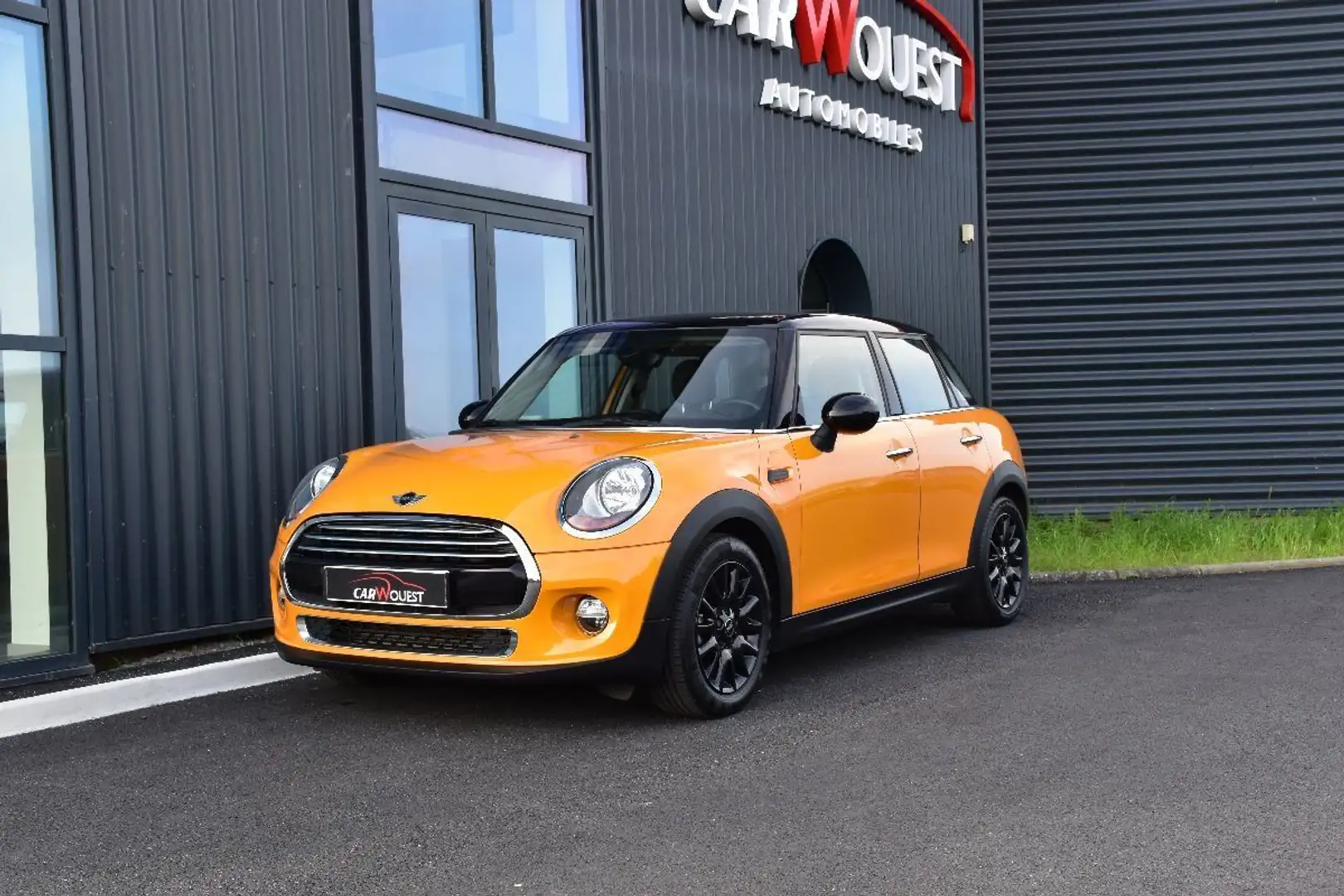 MINI One III (F55) 1.5 136 COOPER FINITION CHILI 5P Auriu - 1