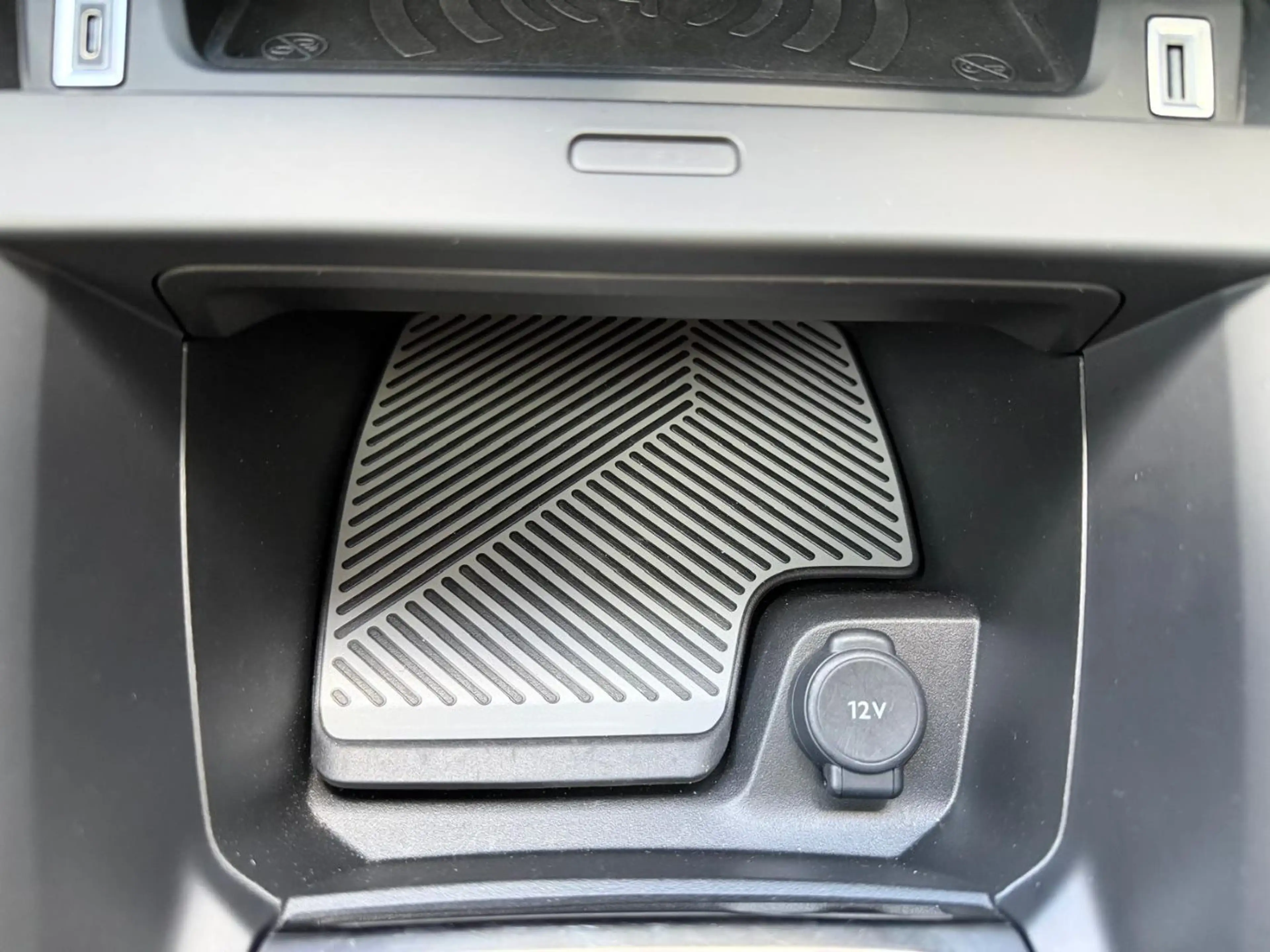 Citroen C4 X 1.2 PureTech 130 Max LED+Navi+2xKlima+Kam. — photo 15