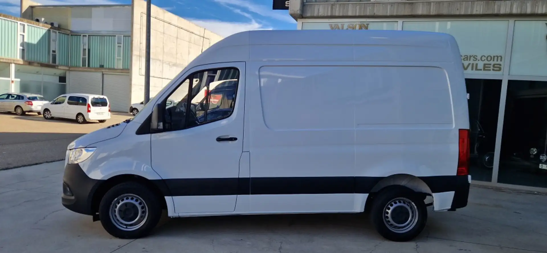 Mercedes-Benz Sprinter Furgón 211CDI Compacto tD Weiß - 2