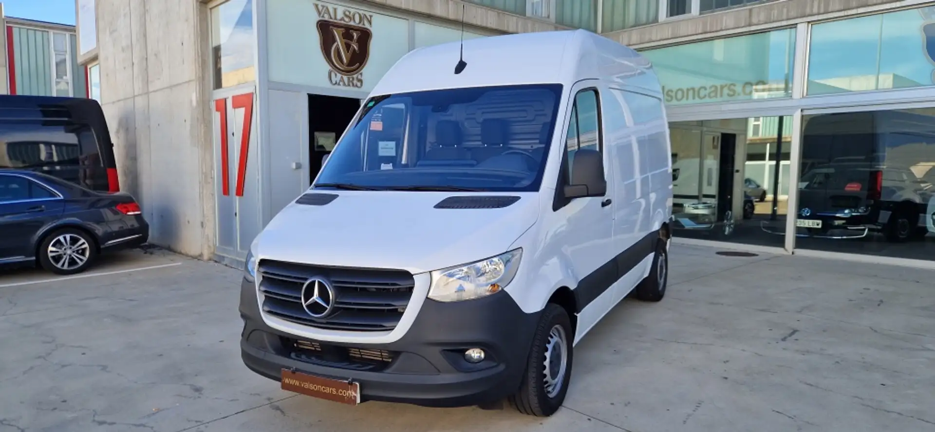 Mercedes-Benz Sprinter Furgón 211CDI Compacto tD Weiß - 1