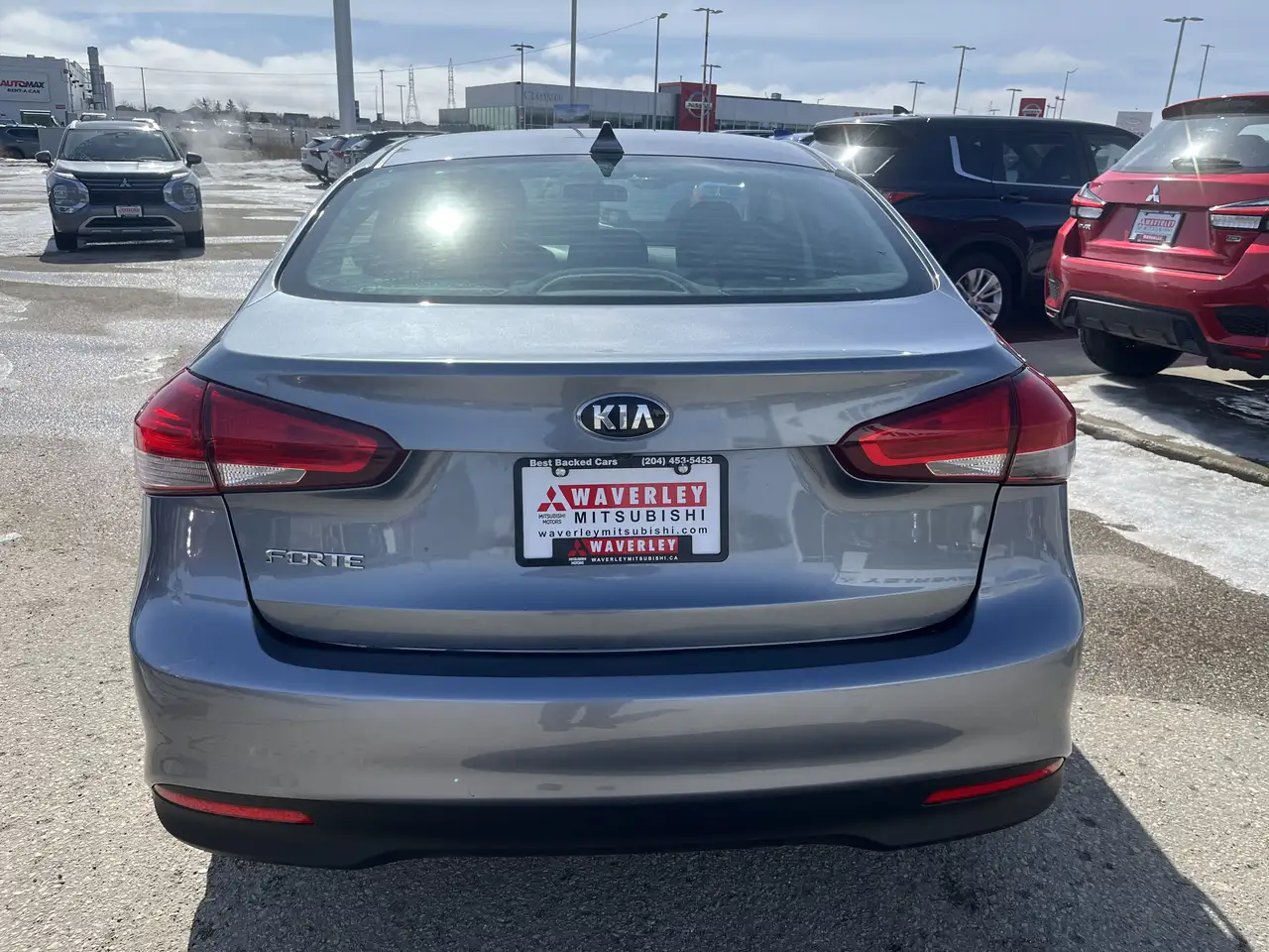 Kia Forte снимка Kia Forte