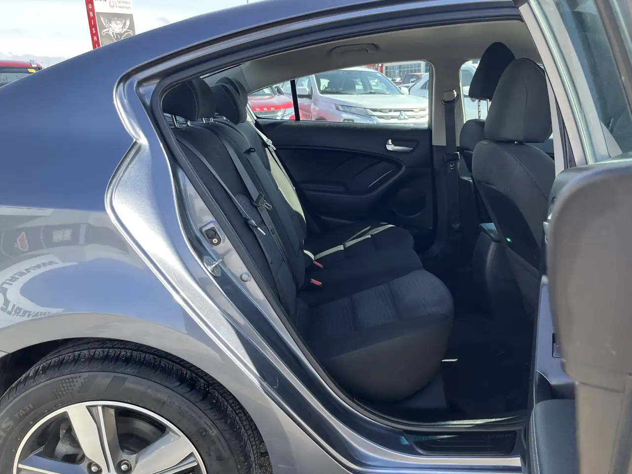 Kia Forte снимка Kia Forte