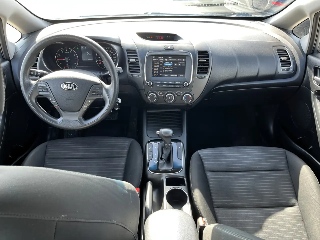 Kia Forte снимка Kia Forte