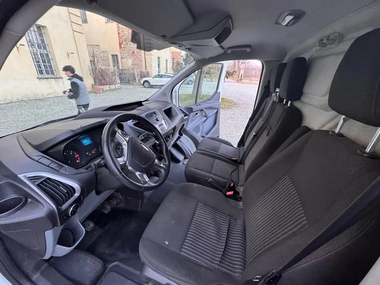 Ford Transit Custom Bianco - 2