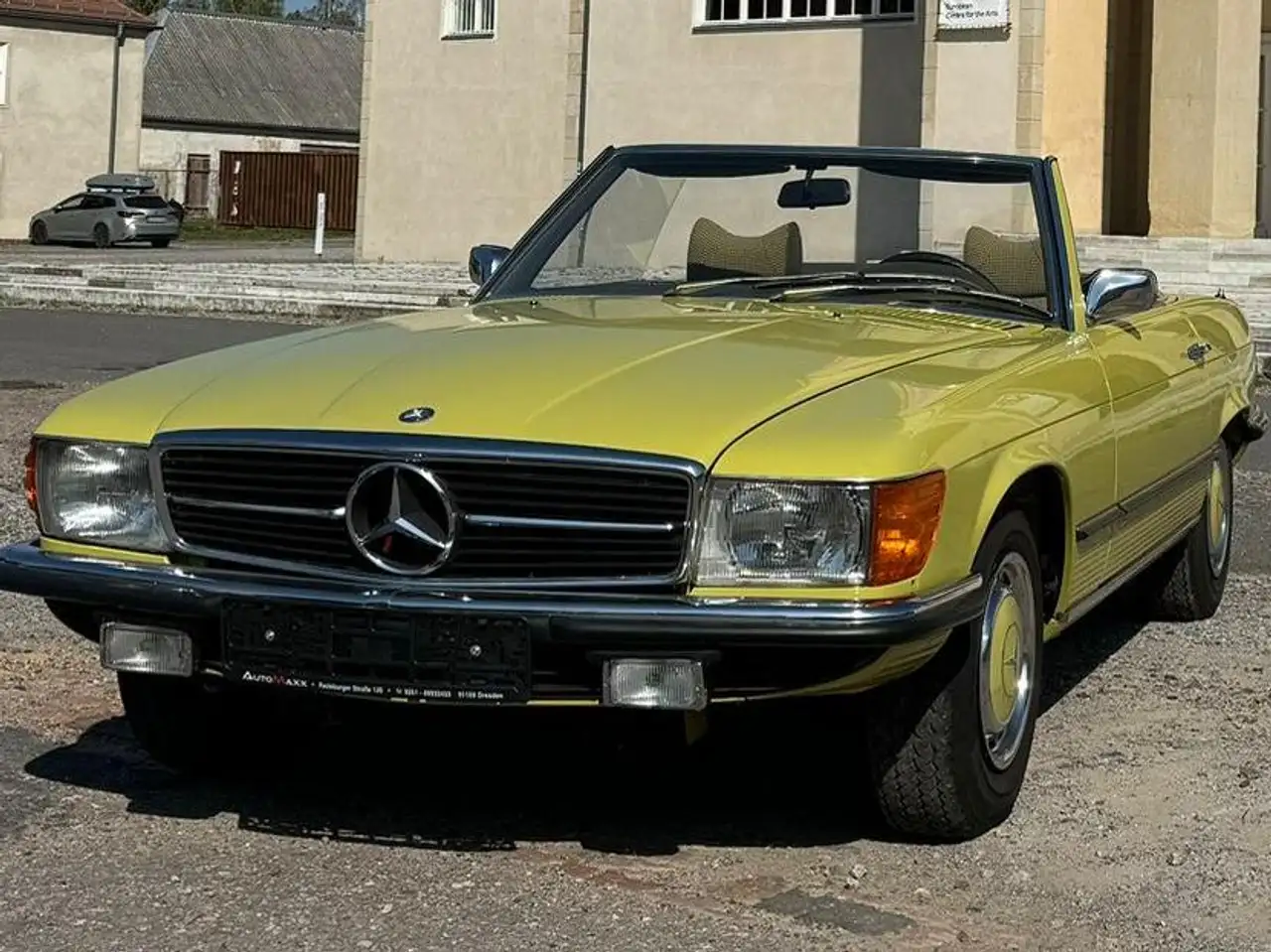 Mercedes-Benz 280 W 107, foto 2