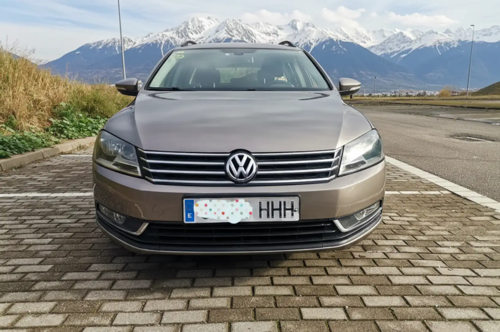 Volkswagen Passat 1.6TDI BlueMotion Marrón - 1