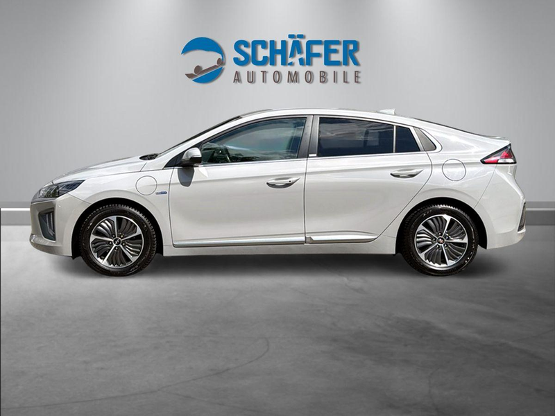 Hyundai IONIQ Style Plug-In Hybrid #LED #NAV #KAM — photo 8
