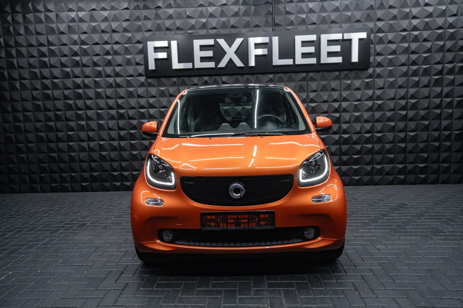 smart forTwo ForTwo Prime Komfort Paket SHZ Pano Orange - 2