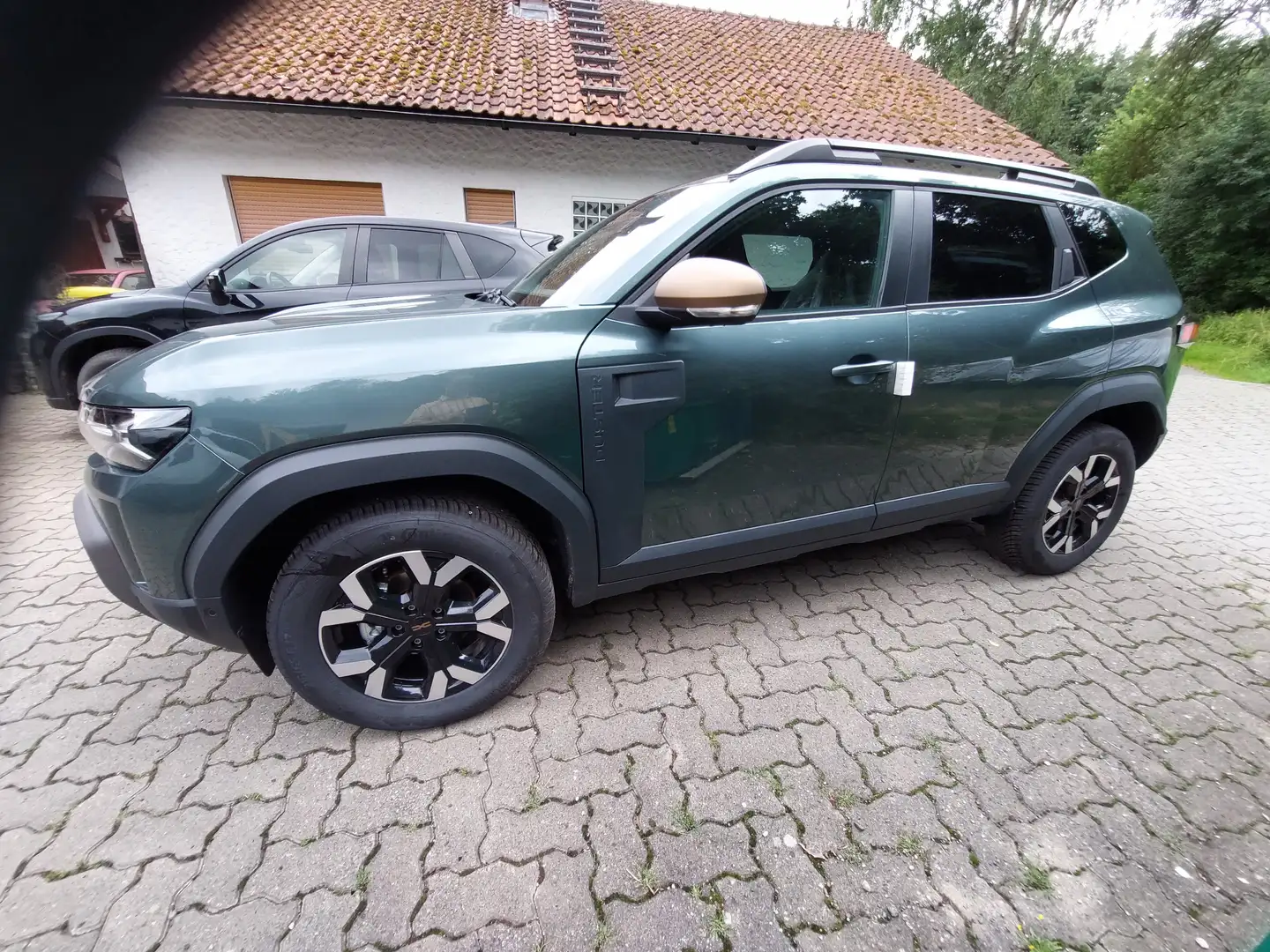 Dacia Duster 3 TCe130 4x4 EXTREME SOFORT! Zedergrün u. A. Vert - 2