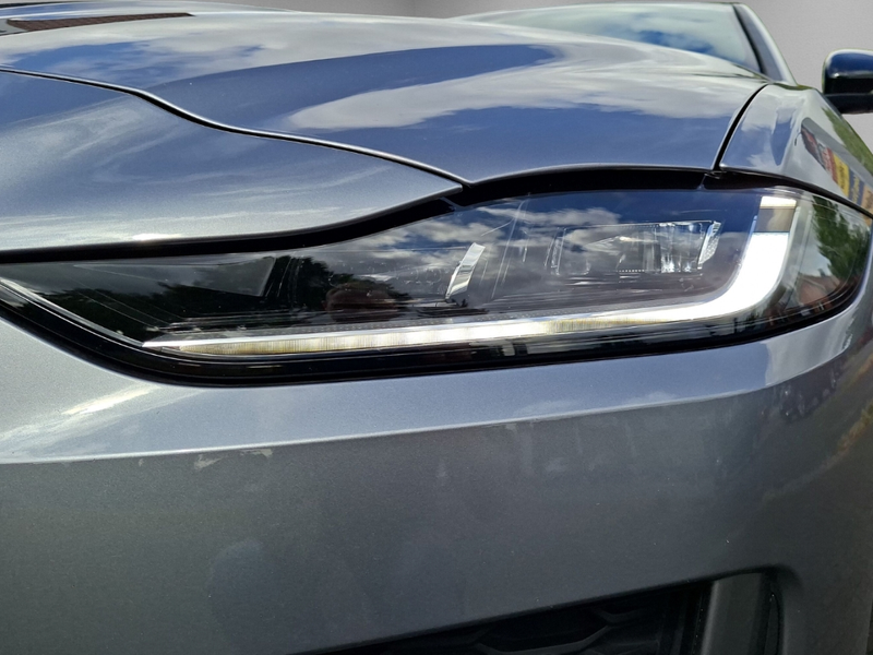 Jaguar XE P250 R-Dynamic Black Navi Leder Memory Meridian LE — photo 8