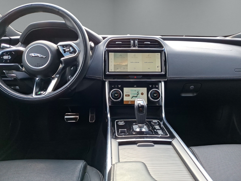 Jaguar XE P250 R-Dynamic Black Navi Leder Memory Meridian LE — photo 15