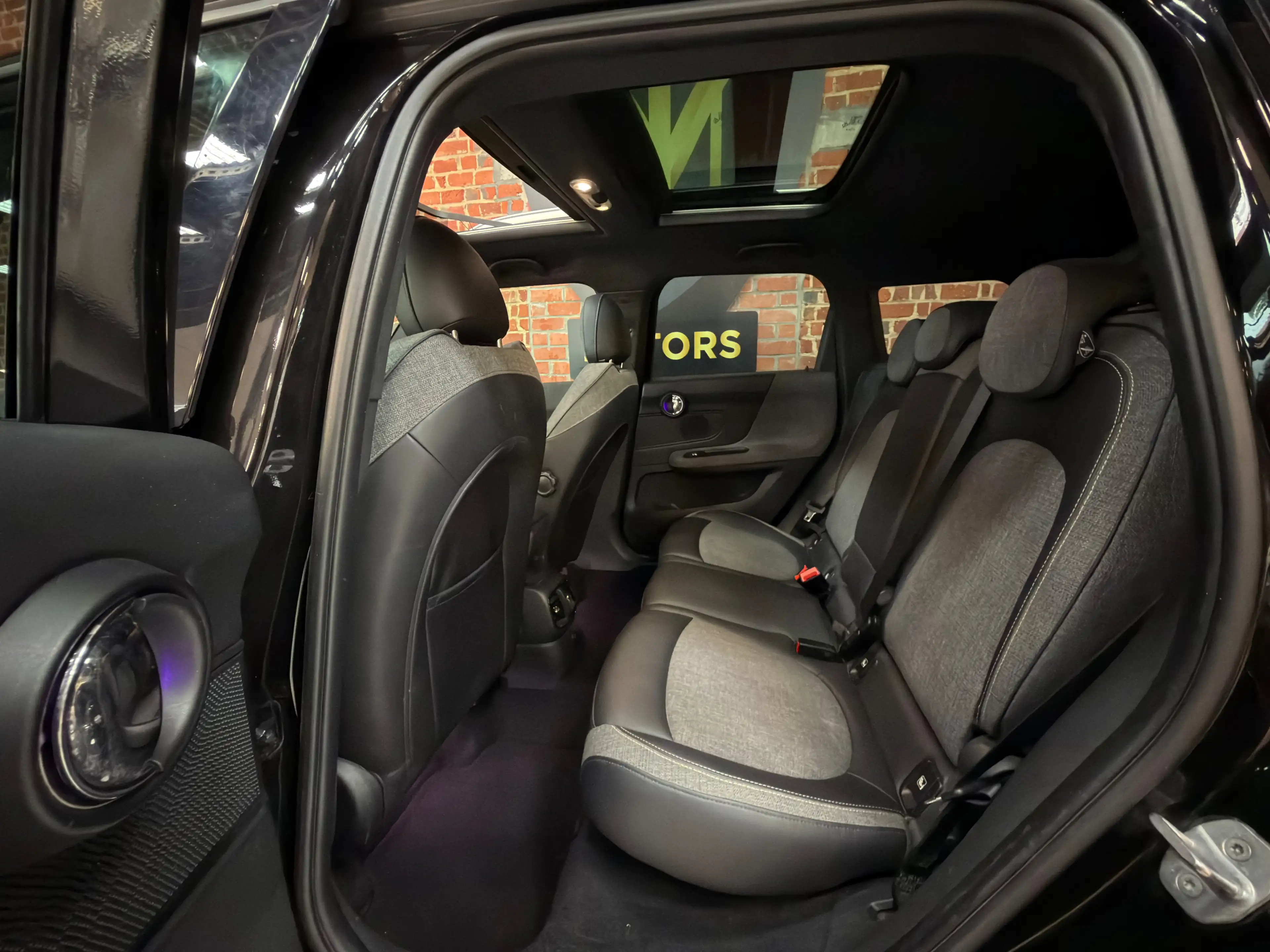 MINI Cooper D Countryman 2.0 D | Panodak | LED | Navi | Euro 6b — photo 7
