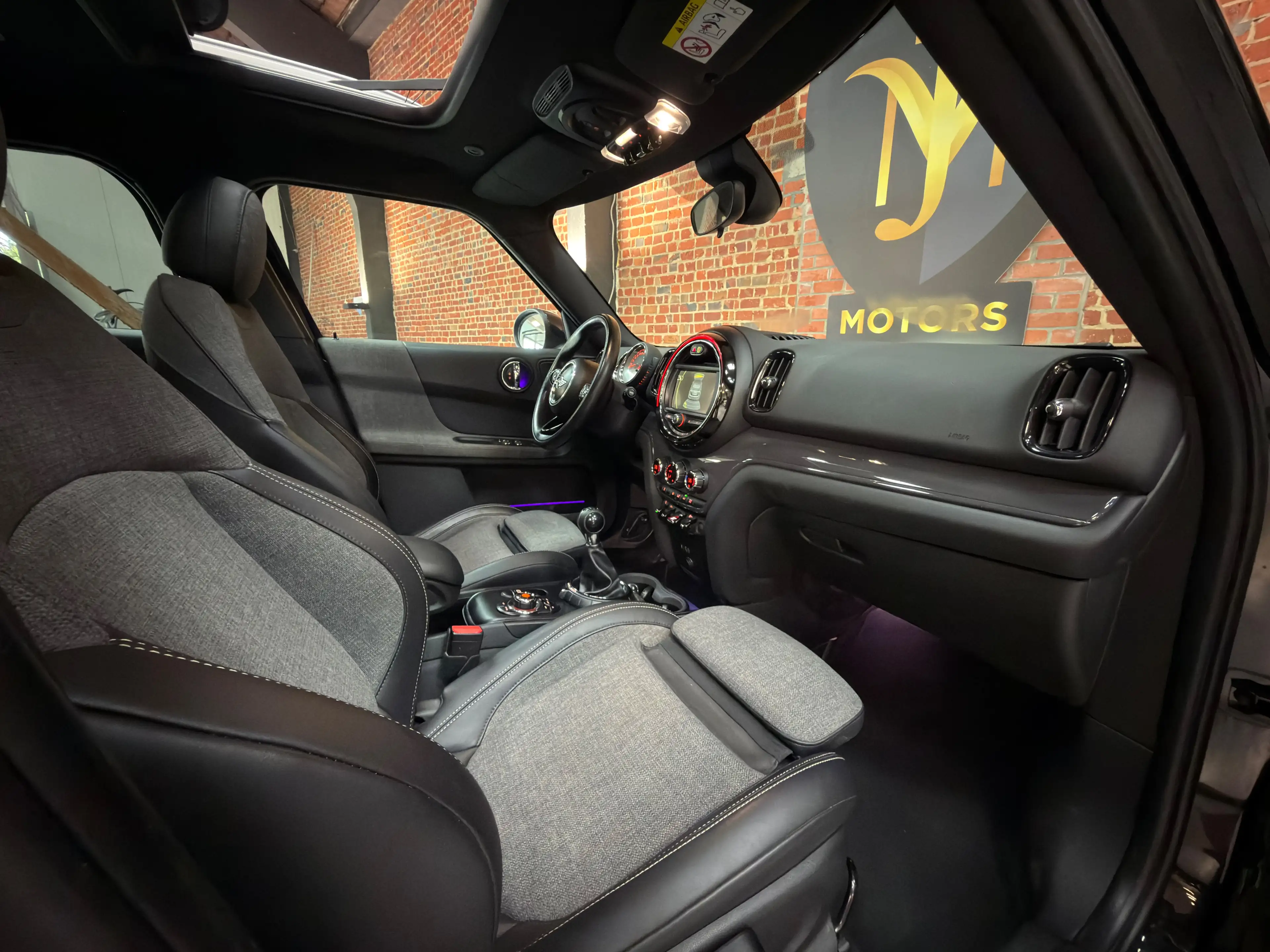 MINI Cooper D Countryman 2.0 D | Panodak | LED | Navi | Euro 6b — photo 15