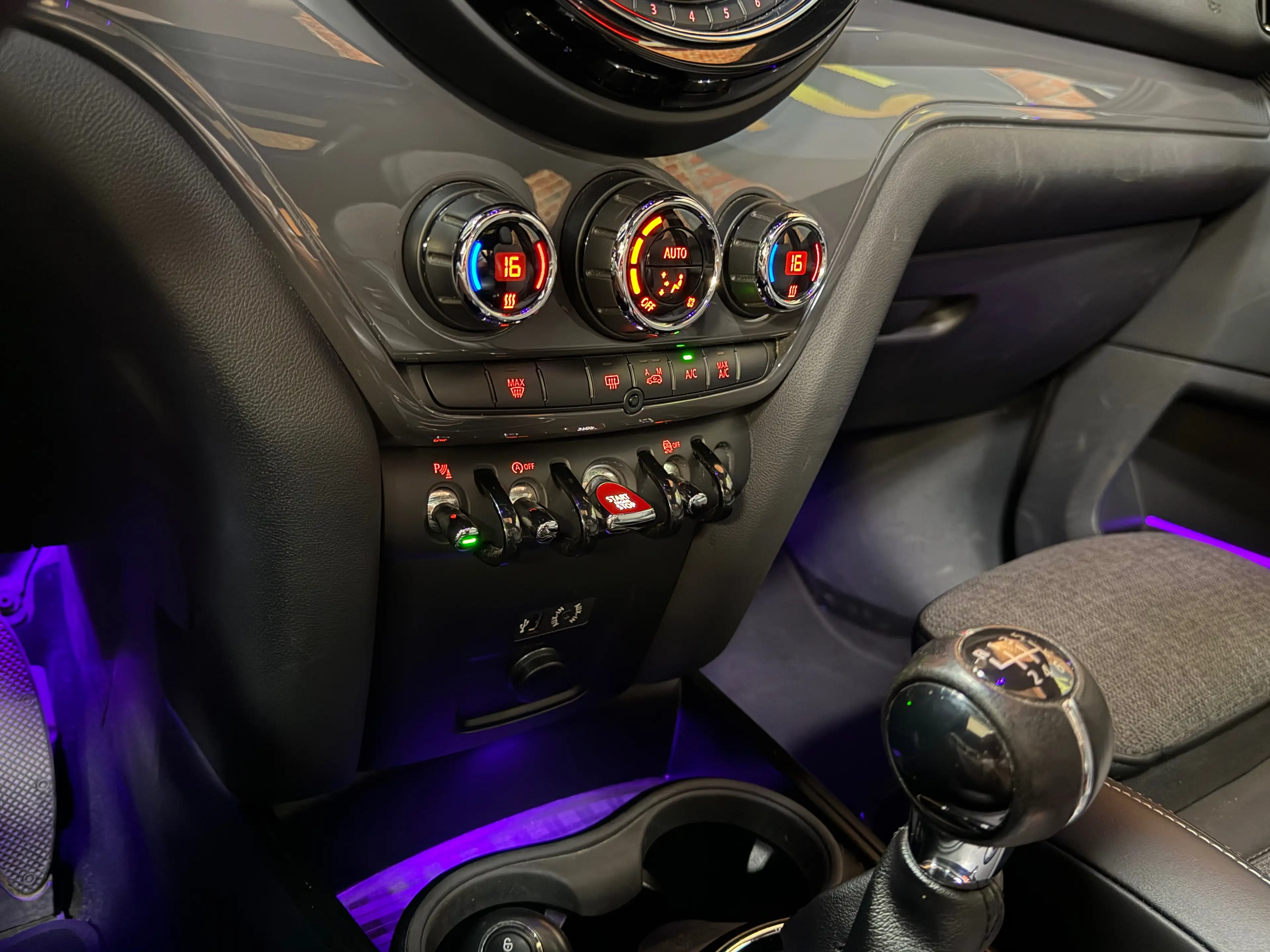 MINI Cooper D Countryman 2.0 D | Panodak | LED | Navi | Euro 6b — photo 13