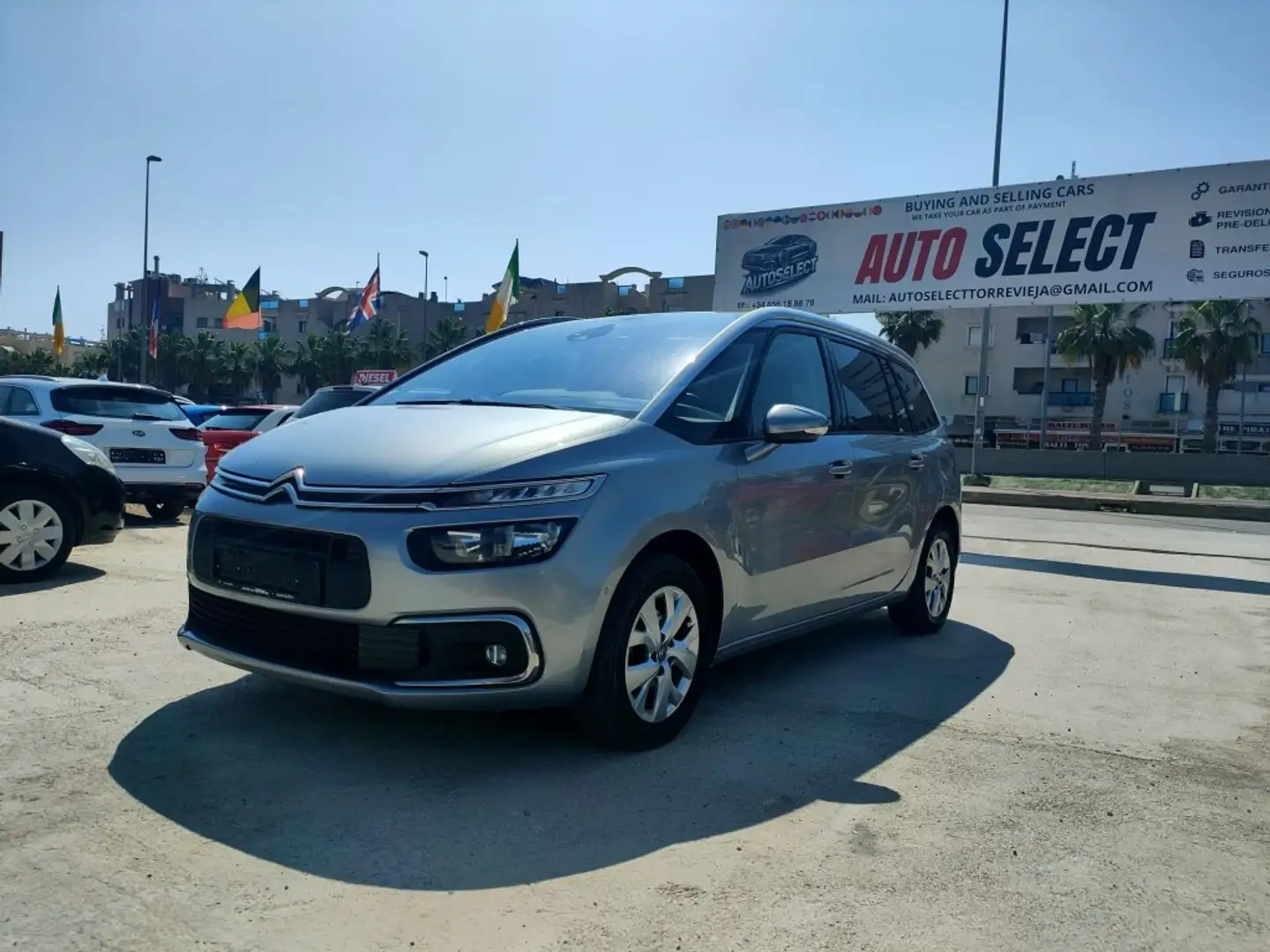 Citroen C4 Spacetourer 1.5BlueHDI Origins EAT8 130 Gris - 1
