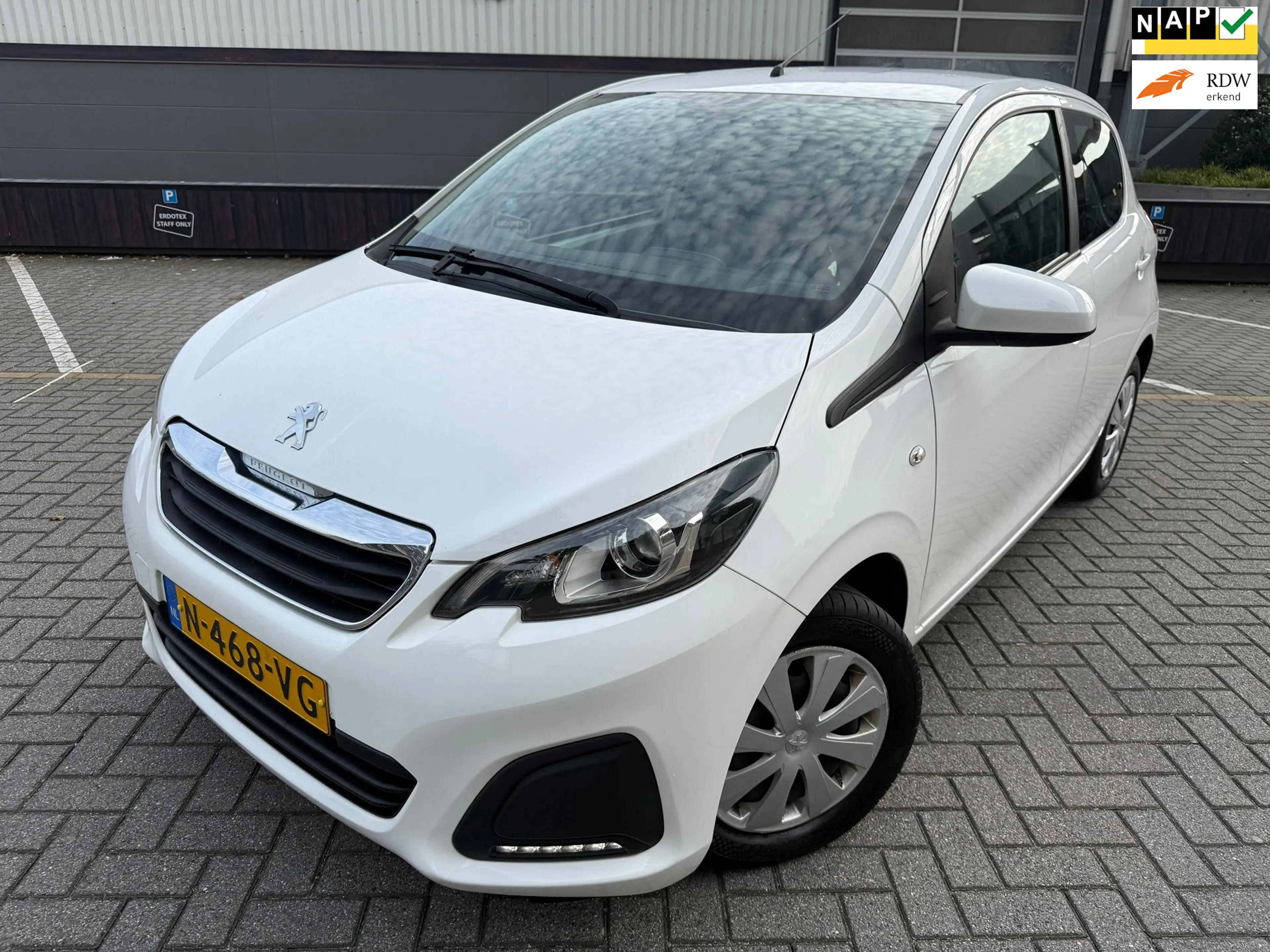 Peugeot 108 1.0 e-VTi Active*CAMERA*NAVI*CARPLAYE*APK*NAP*AIRC