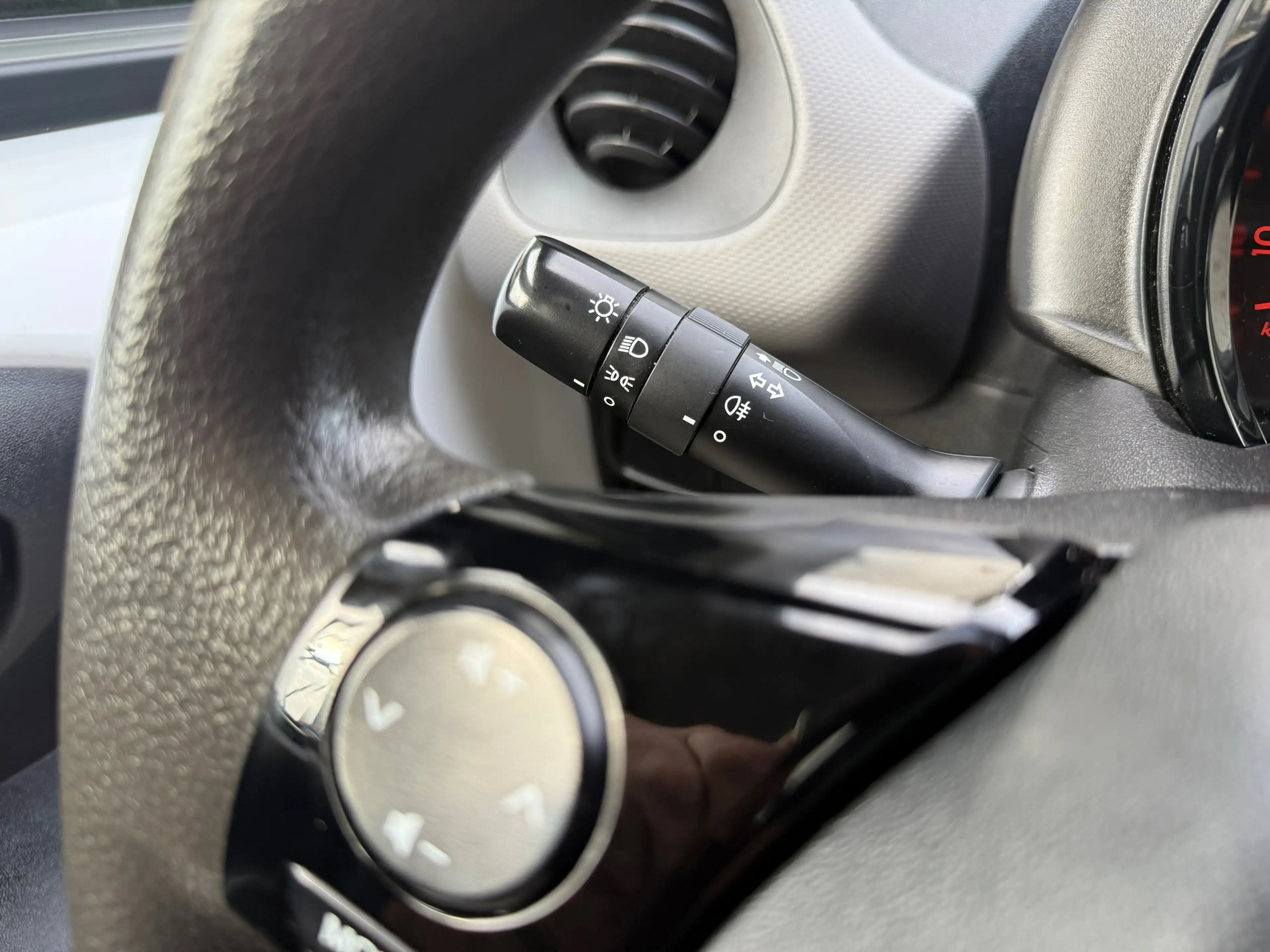 Peugeot 108 1.0 e-VTi Active*CAMERA*NAVI*CARPLAYE*APK*NAP*AIRC — photo 14
