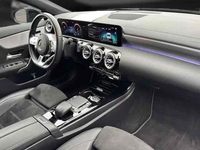 Mercedes-Benz CLA view 20