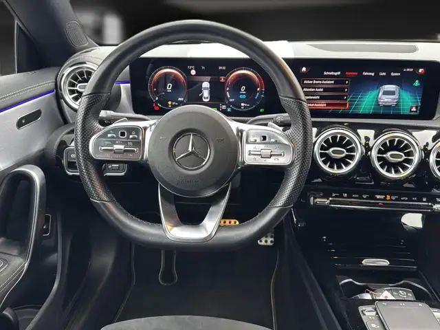 Mercedes-Benz CLA view 17