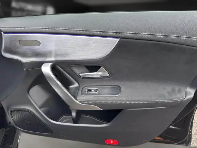 Mercedes-Benz CLA view 25
